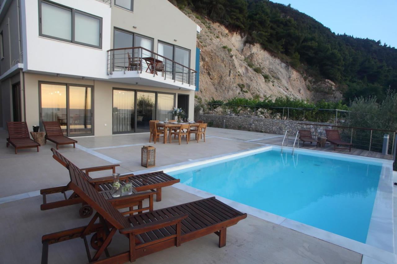 Capro - Milos Bay Villas Айос-Никитас Экстерьер фото